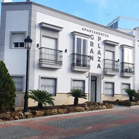 Gran Plaza De Apartment *